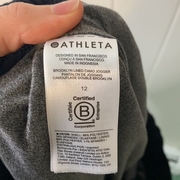 Athleta Black Camo Lined Brooklyn Jogger Commute Travel Pant #985549 Size 12 - Picture 8 of 10